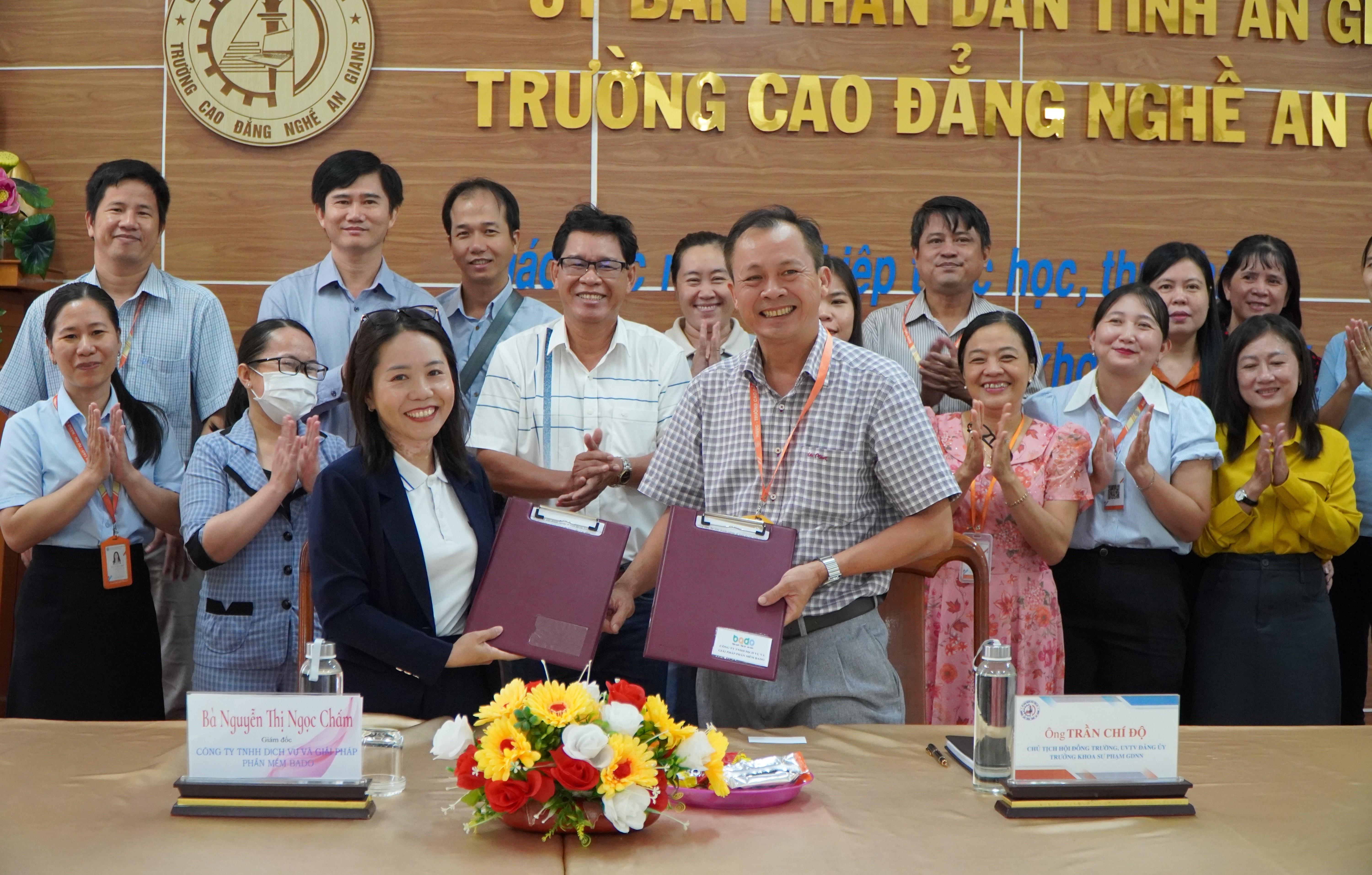 Bado và Trường CĐ Nghề An Giang ký MOU dài hạn, phối hợp đào tạo tại doanh nghiệp các mô-đun CNTT và mở rộng cơ hội tuyển dụng cho sinh viên.
